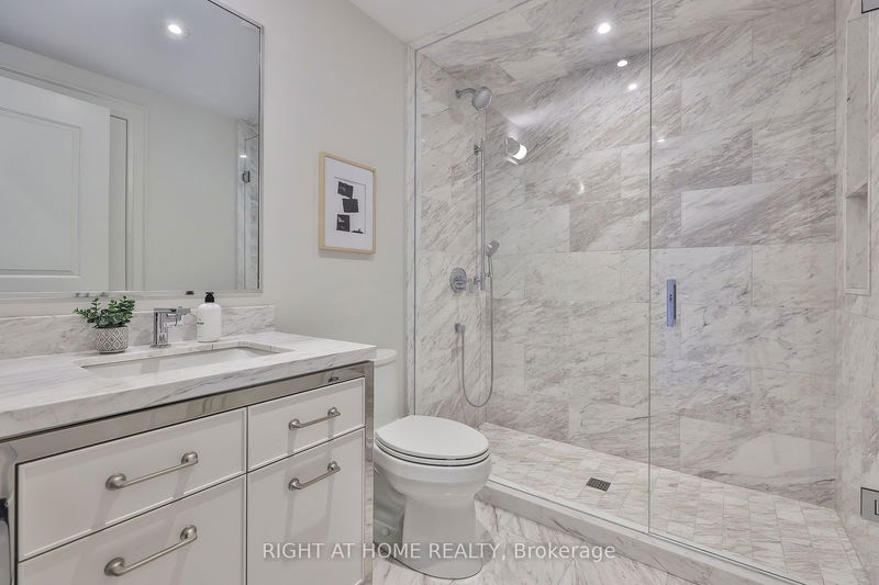 363 Avenue Rd  Toronto, M4V 0A9 | Image 25