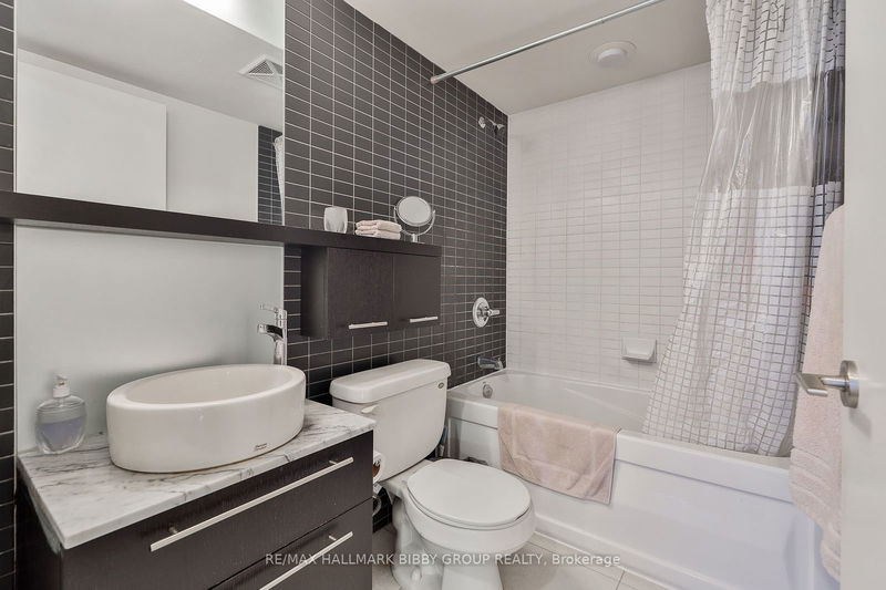  327 - 25 Carlton St  Toronto, M5B 1L4 | Image 19