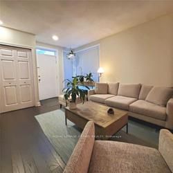  Th1 - 73 Upper Canada Dr  Toronto, M2P 2A2 | Image 4