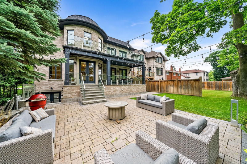 1 Abbotsford Rd  Toronto, M2N 2P6 | Image 37