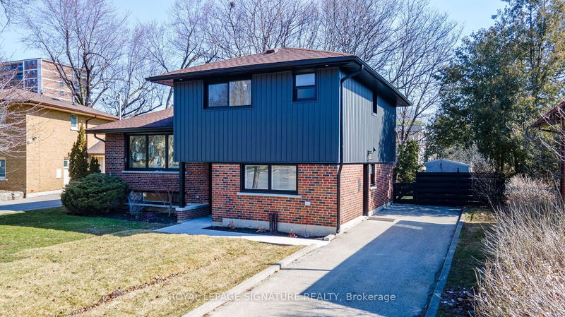 181 Broadlands Blvd, Toronto, Ontario (MLS C9363202)