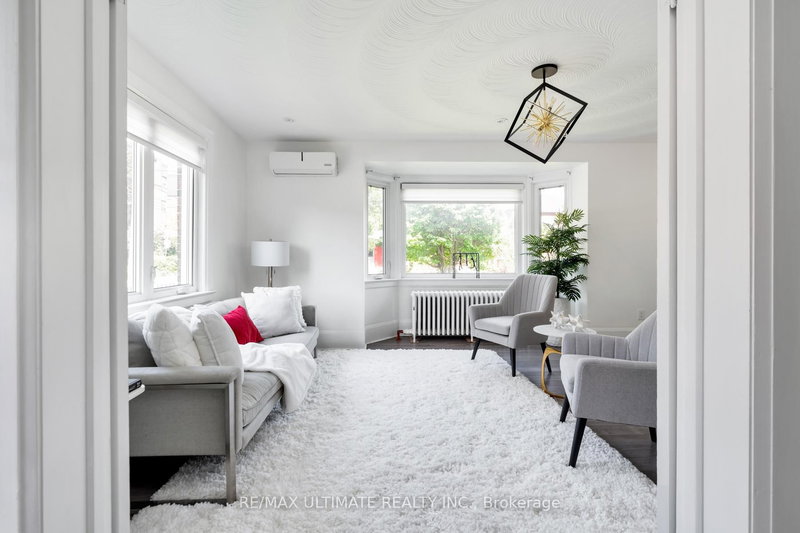 290 Westmount Ave, Toronto, M6E 3N1 | Image 3