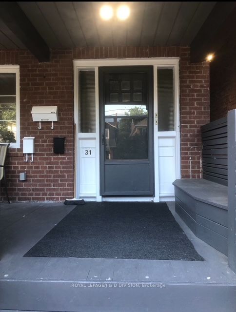 MAIN - 31 Ranleigh Ave, Toronto, M4N 1X2 | Image 3