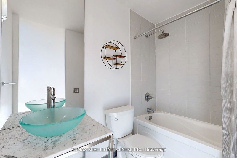  312 - 33 Mill St  Toronto, M5A 3N3 | Image 20