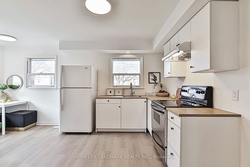 81 Maxome Ave  Toronto, M2M 3K2 | Image 10