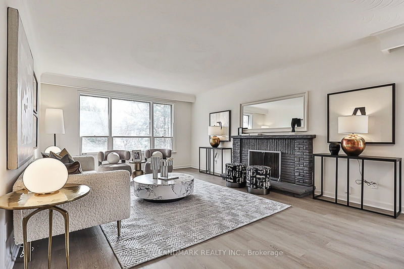 81 Maxome Ave  Toronto, M2M 3K2 | Image 5