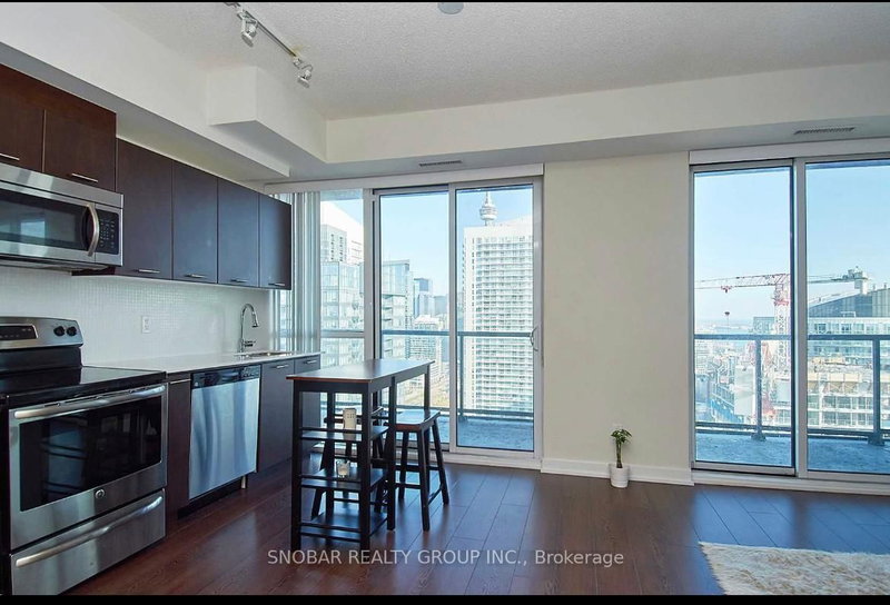 LPH5 - 20 Bruyeres Mews, Toronto, M5V 0G8 | Image 3