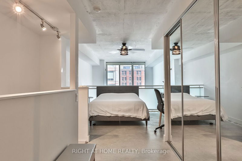  303 - 77 Lombard St  Toronto, M5C 3E1 | Image 22