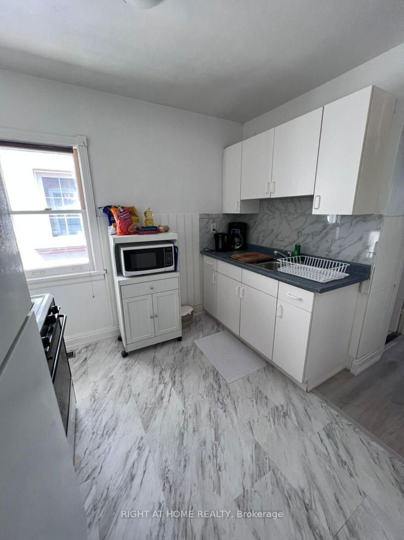 280 Woburn Ave  Toronto, M5M 1K9 | Image 5