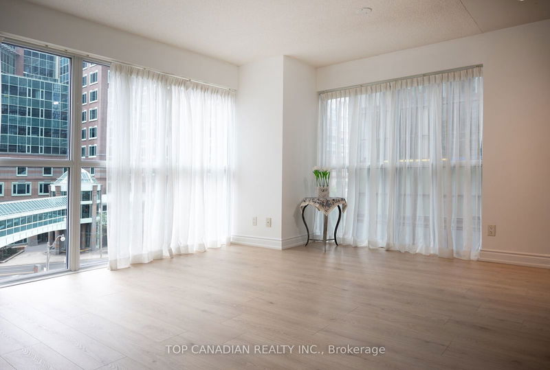  402 - 28 Ted Rogers Way  Toronto, M4Y 2W7 | Image 23