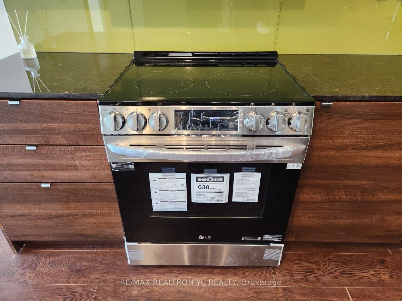 Listing Image 7