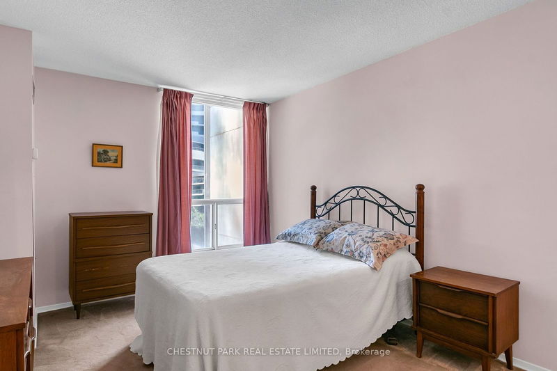  606 - 30 Holly St  Toronto, M4S 3C2 | Image 19