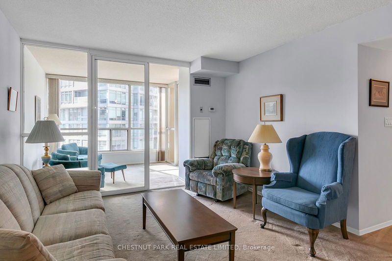  606 - 30 Holly St  Toronto, M4S 3C2 | Image 7