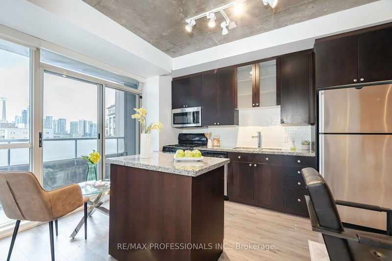  727 - 1 Shaw St  Toronto, M6K 0A1 | Image 10