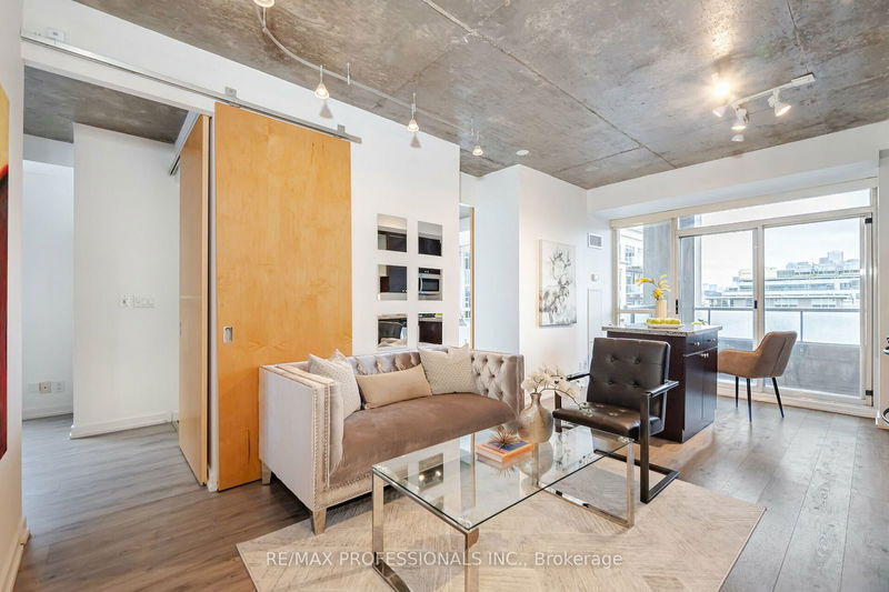  727 - 1 Shaw St  Toronto, M6K 0A1 | Image 6