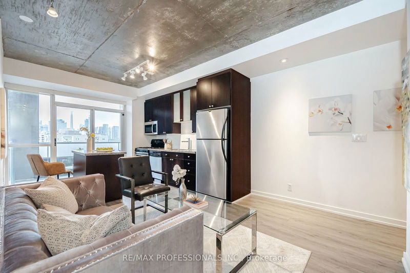  727 - 1 Shaw St  Toronto, M6K 0A1 | Image 8