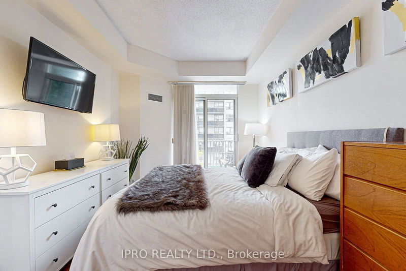  203 - 4200 Bathurst St  Toronto, M3H 6C7 | Image 24