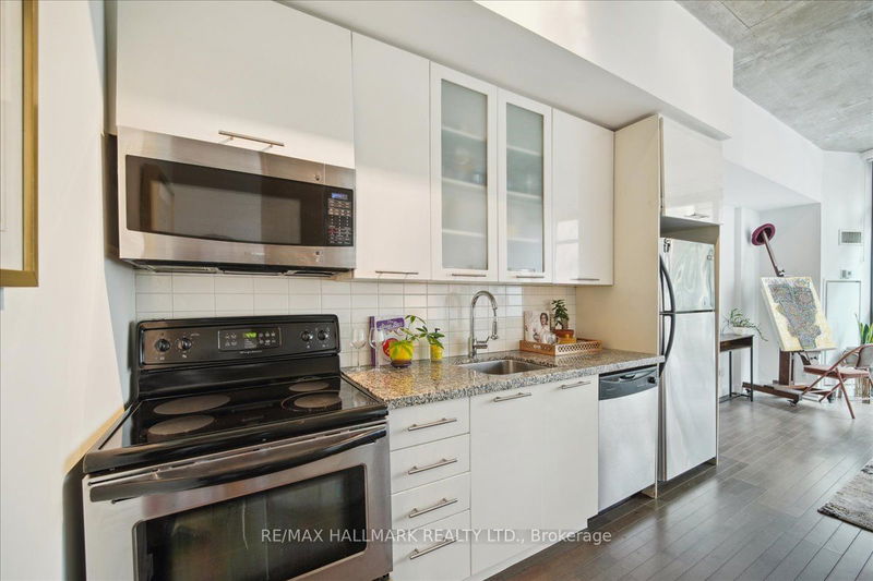  308 - 33 Mill St  Toronto, M5A 3C1 | Image 6