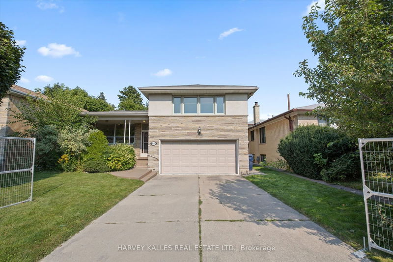 117 Collinson Blvd, Toronto, Ontario (MLS C9365857)