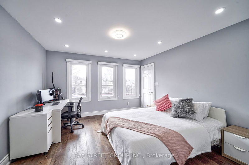 222 Hollywood Ave  Toronto, M2N 3K6 | Image 20