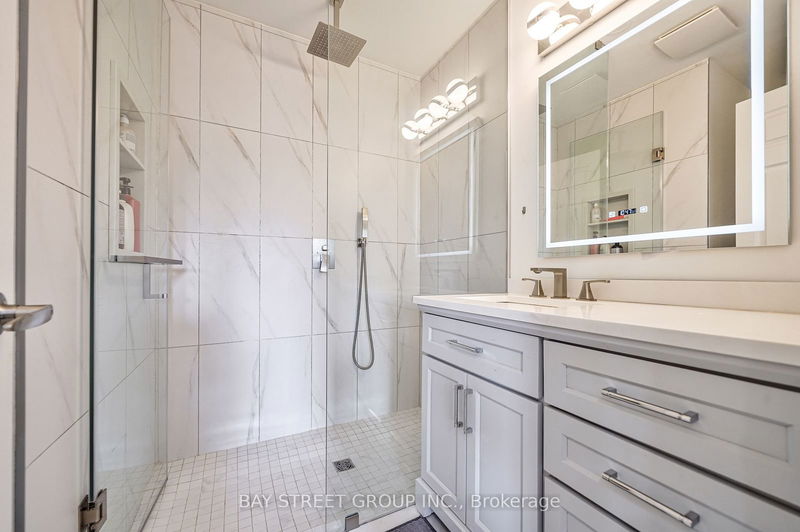 222 Hollywood Ave  Toronto, M2N 3K6 | Image 21