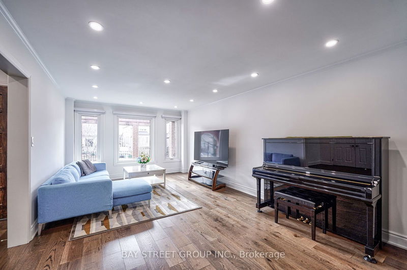 222 Hollywood Ave  Toronto, M2N 3K6 | Image 4