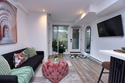 Unit B — 703 Markham St, Toronto - Annex image-0-1