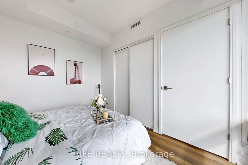  2902 - 3 Gloucester St  Toronto, M4Y 0C6 | Image 15