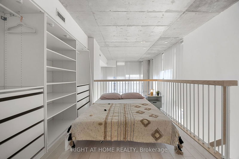  426 - 5 Hanna Ave  Toronto, M6K 0B3 | Image 23