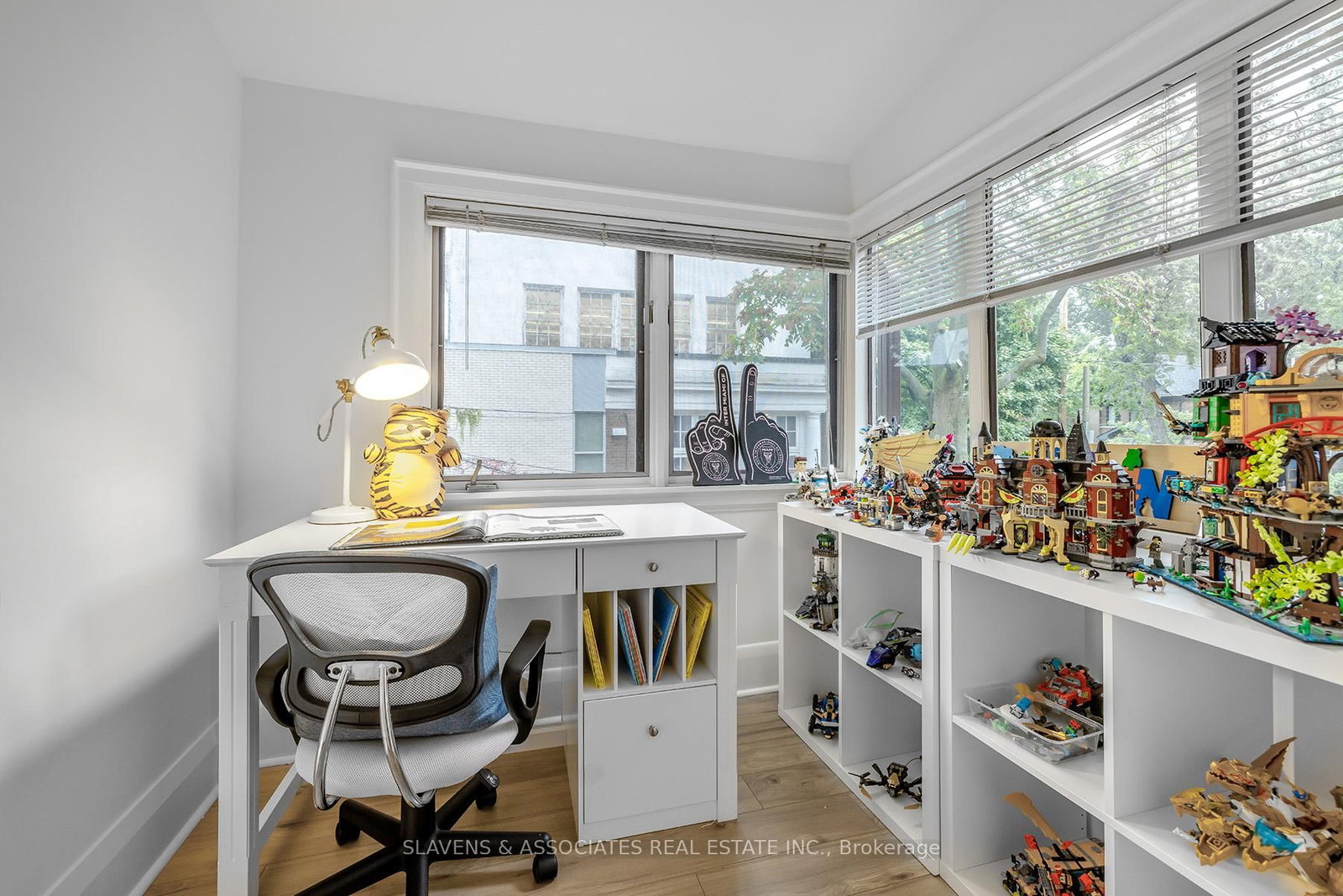 Listing Image 32