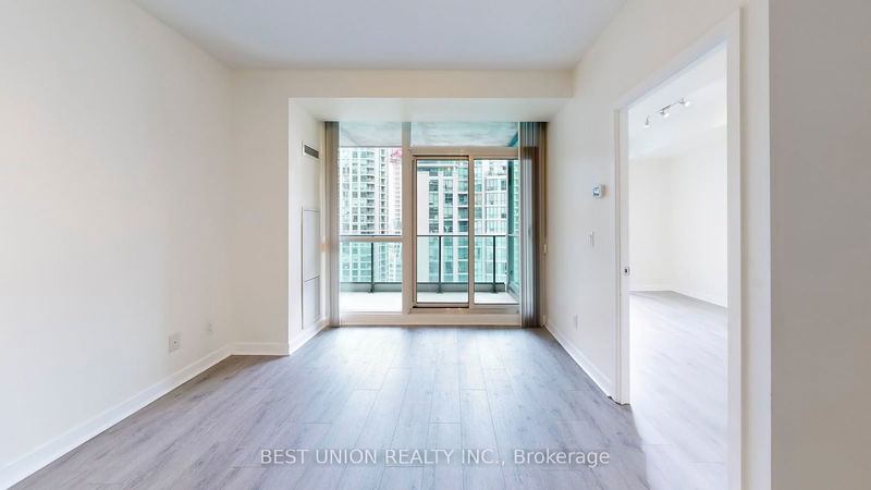  2407 - 33 Bay St  Toronto, M5J 2Z3 | Image 14