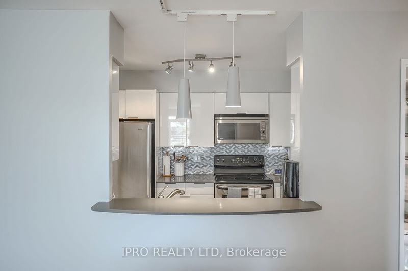  410 - 70 Mill St  Toronto, M5A 4R1 | Image 14