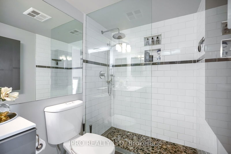  410 - 70 Mill St  Toronto, M5A 4R1 | Image 25