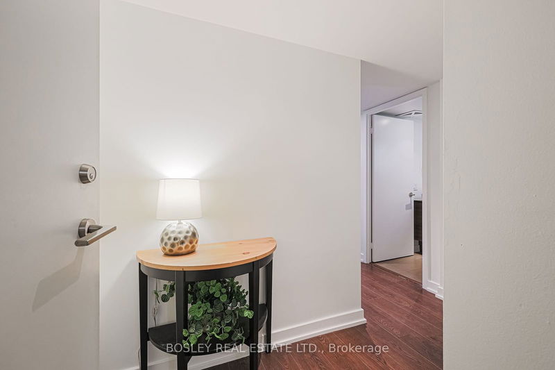  318 - 121 McMahon Dr  Toronto, M2K 0C1 | Image 11