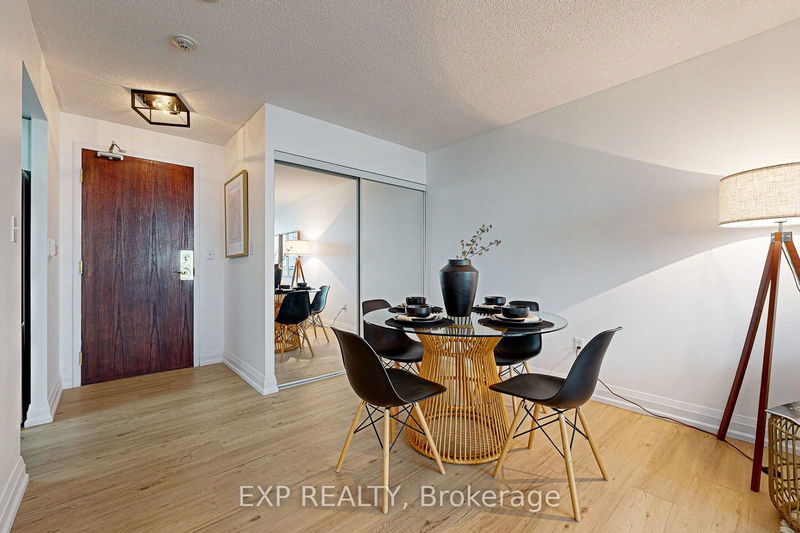  805 - 3 Pemberton Ave N Toronto, M2M 4M1 | Image 13