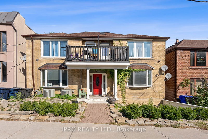 home for lease on 2-546 Eglinton Avenue E