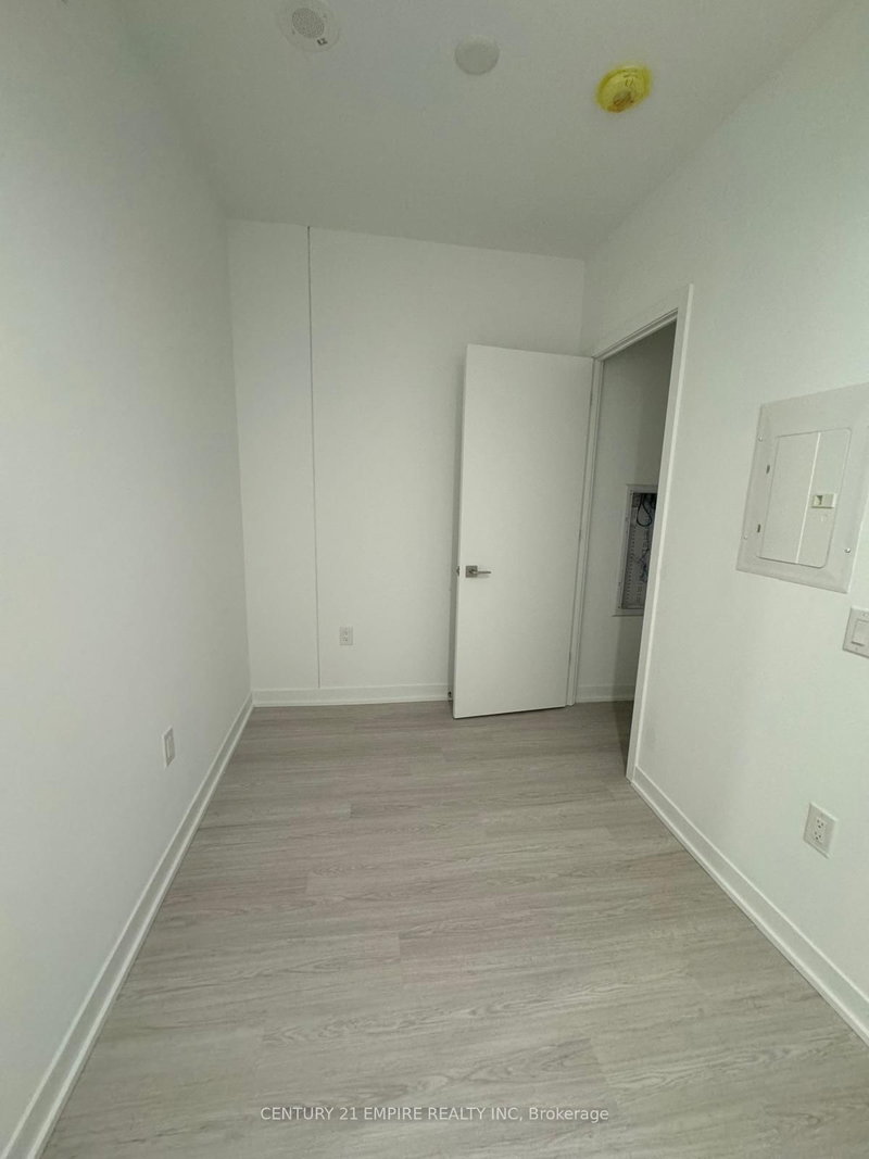 414 - 195 McCaul St, Toronto, M5T 1W6 | Image 3