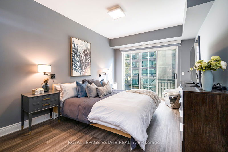  114 - 77 McMurrich St  Toronto, M5R 3V3 | Image 17