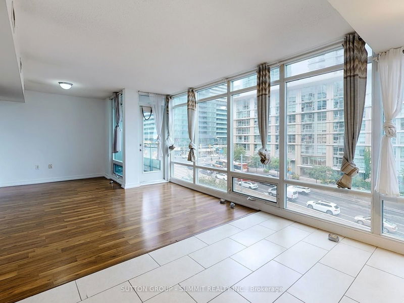  523 - 15 Brunel Crt  Toronto, M5V 3Y7 | Image 17