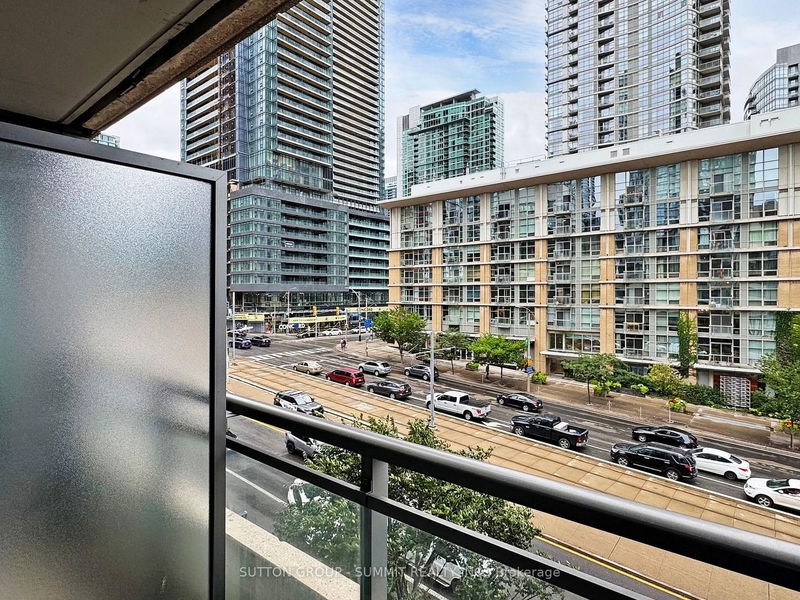  523 - 15 Brunel Crt  Toronto, M5V 3Y7 | Image 27