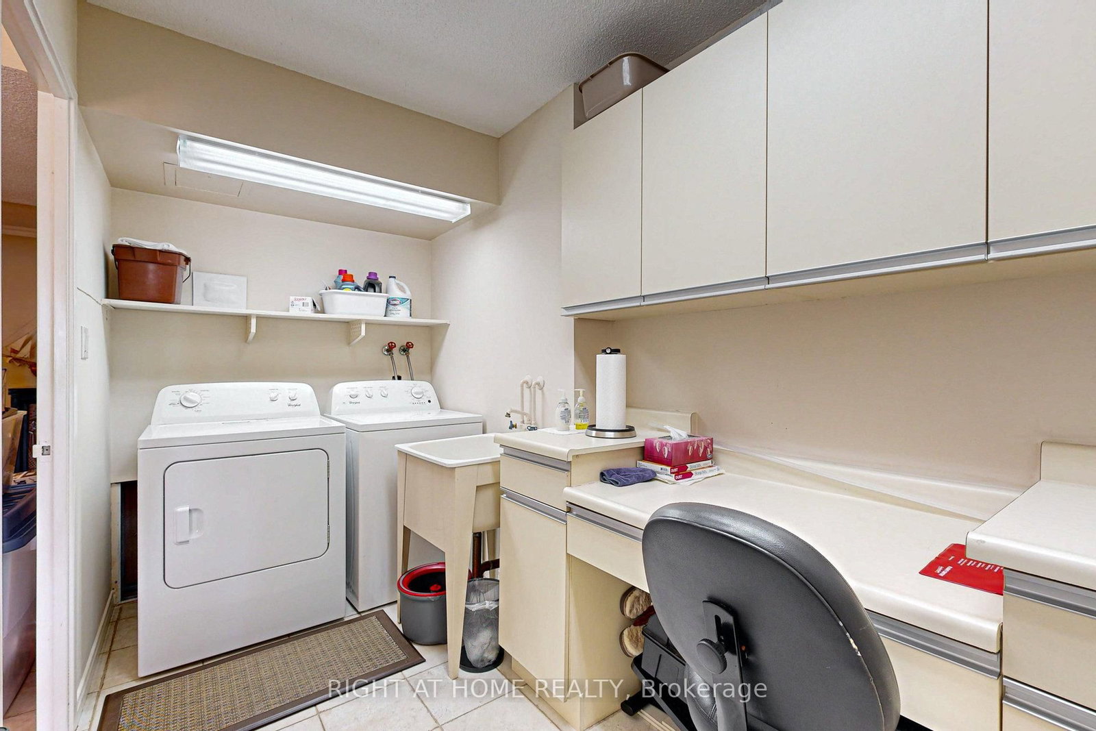 Listing Image 30