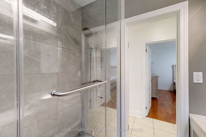 191 Maxome Ave  Toronto, M2M 3L1 | Image 25