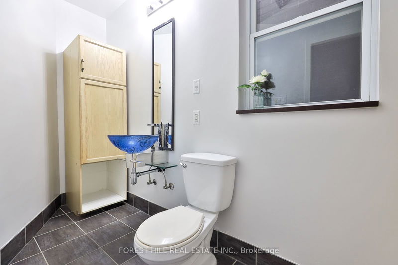 74 Amherst Ave  Toronto, M6E 1Z4 | Image 7