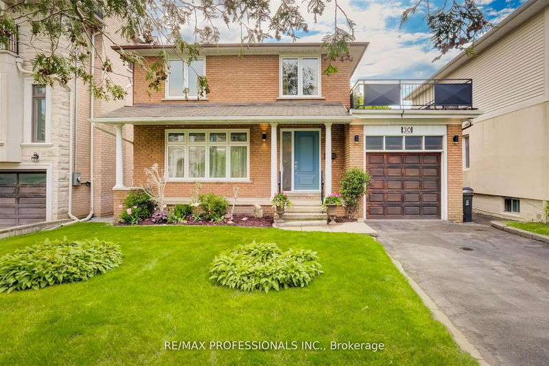 30 Tobruk Cres  Toronto, M2M 3B4 | Image 1