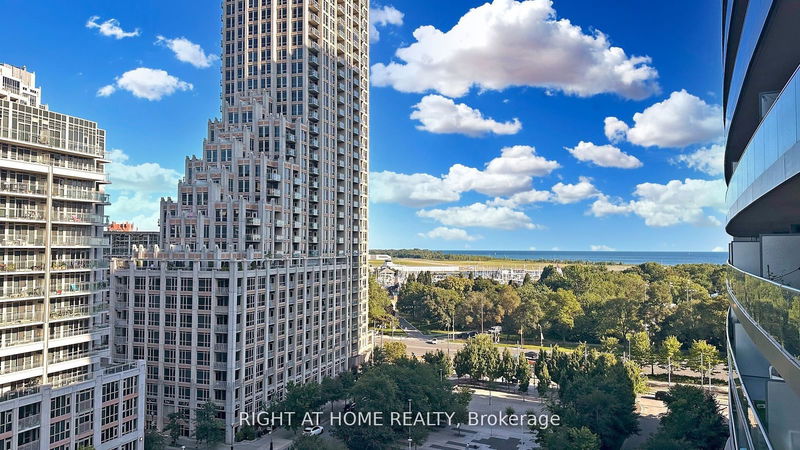  1165 - 209 Fort York Blvd  Toronto, M5V 4A1 | Image 1