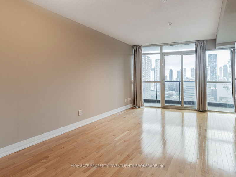  2108 - 21 Carlton St  Toronto, M5B 1L3 | Image 7