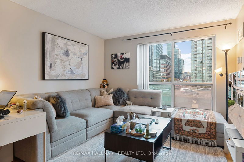  505 - 410 Queens Quay   Toronto, M5V 3T1 | Image 6