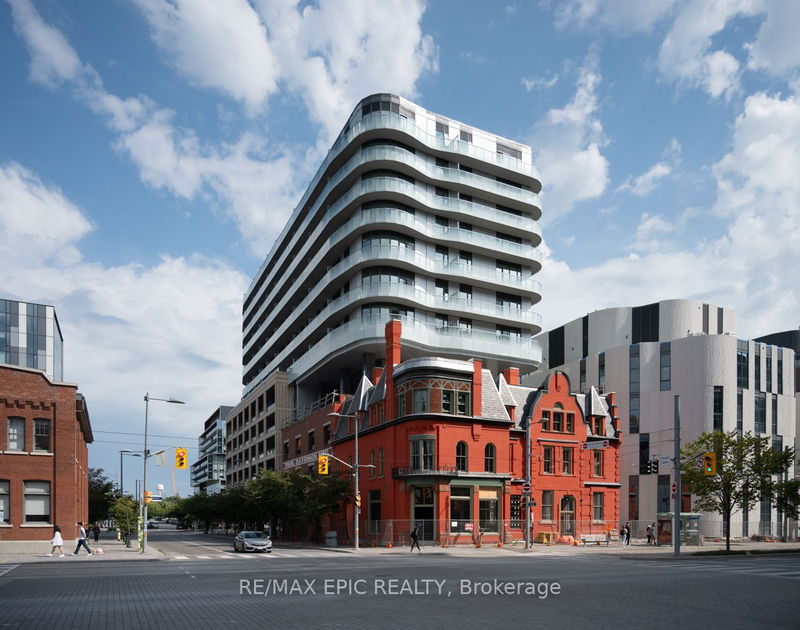 home for lease on 407-425 Front Street E