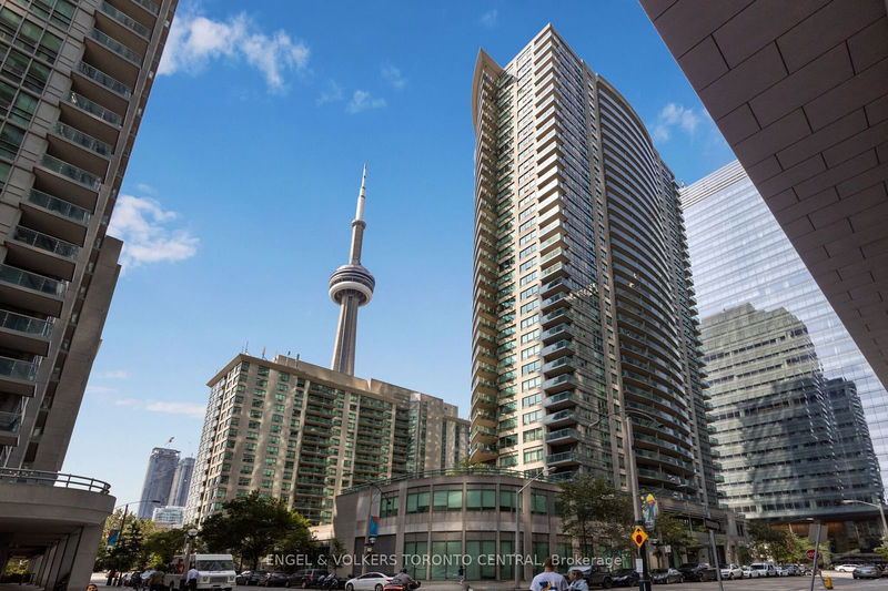  1003 - 30 Grand Trunk Crt  Toronto, M5J 3A4 | Image 36