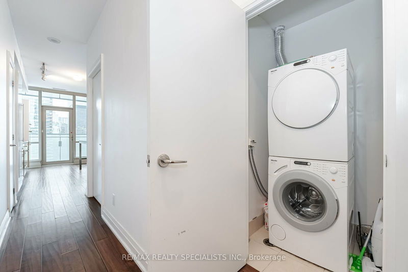  2910 - 80 John St  Toronto, M5V 3X1 | Image 23